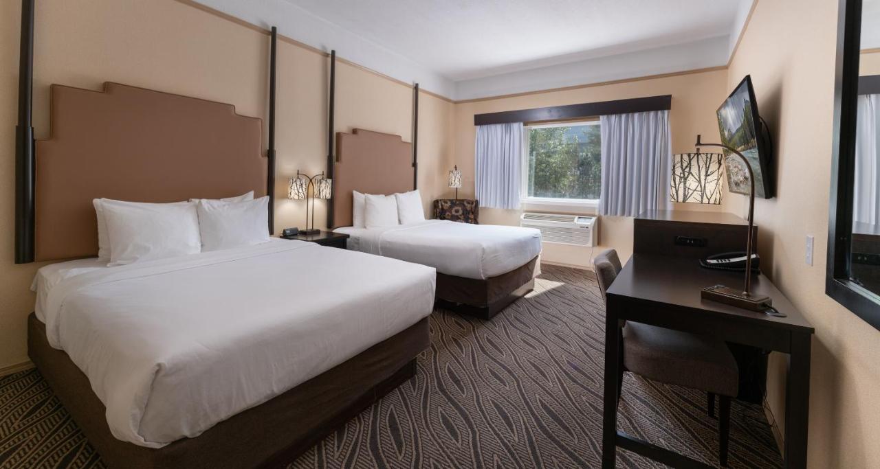 Prestige Inn Golden Eksteriør billede