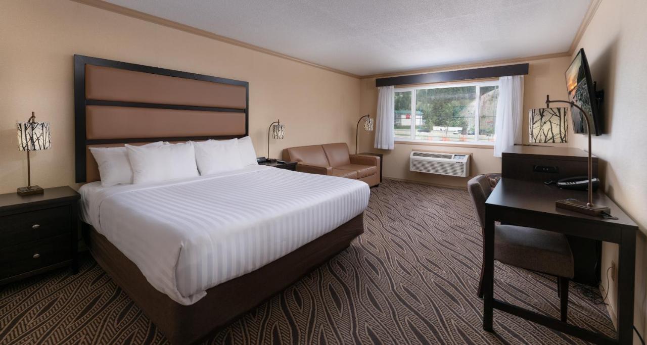 Prestige Inn Golden Eksteriør billede