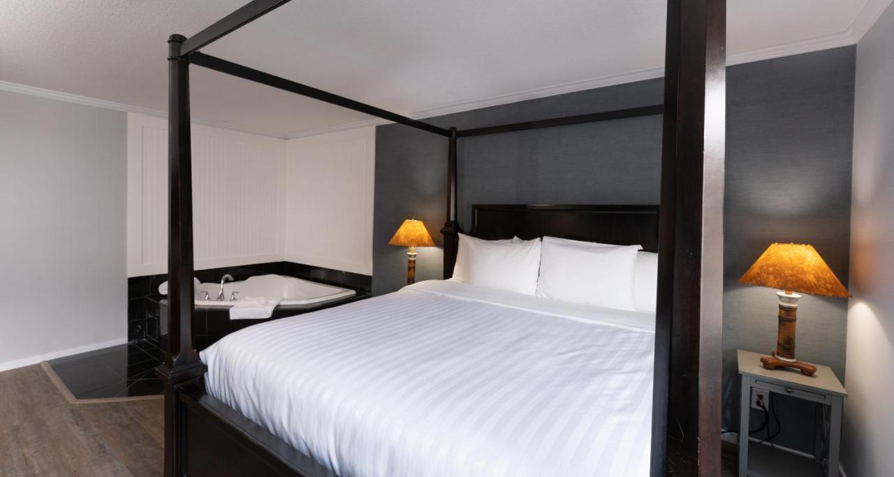 Prestige Inn Golden Eksteriør billede